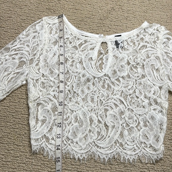 Windsor Floral Lace Crop Top - Picture 6 of 8